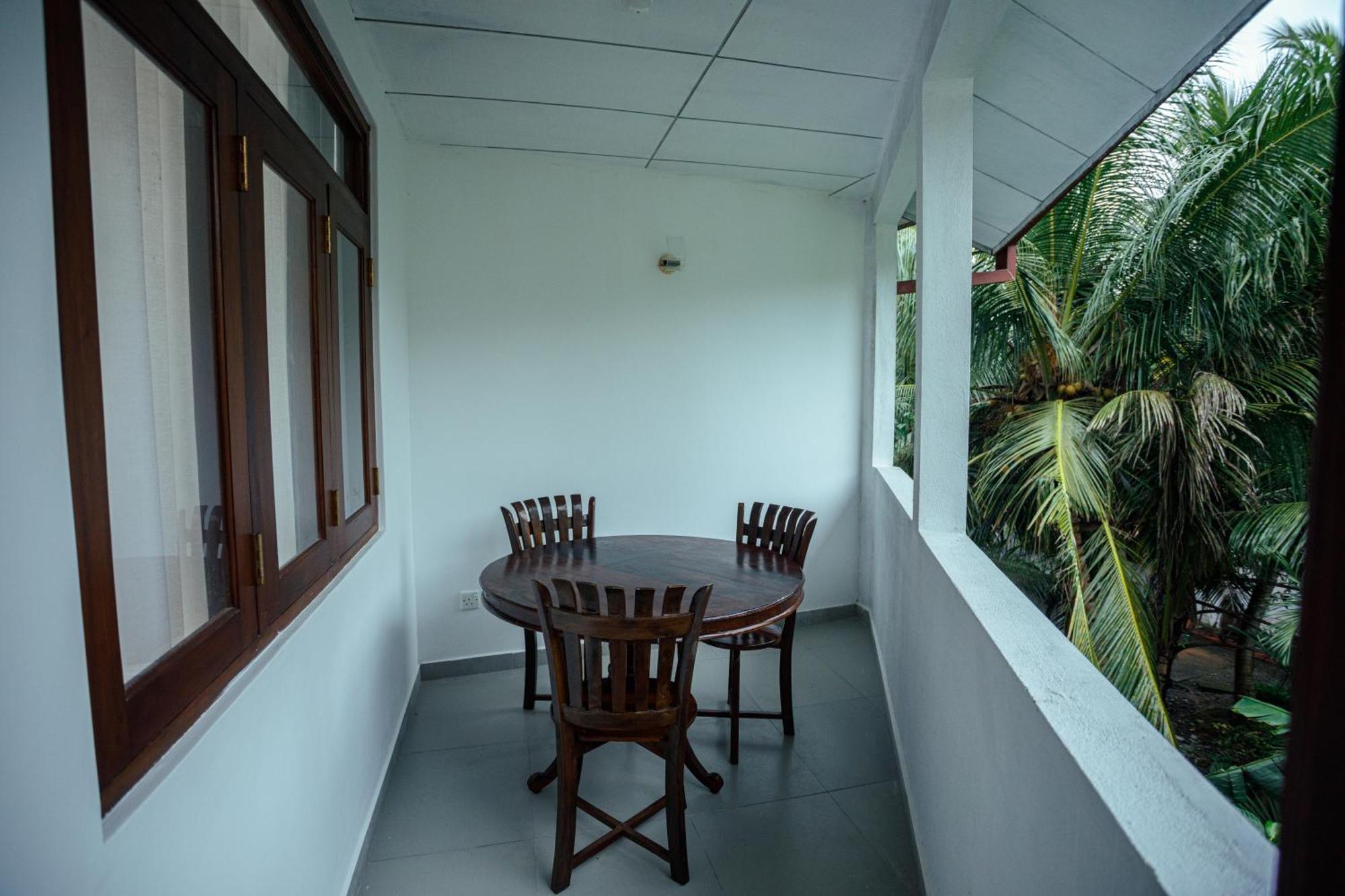 Villa Windfall Unawatuna Exterior photo